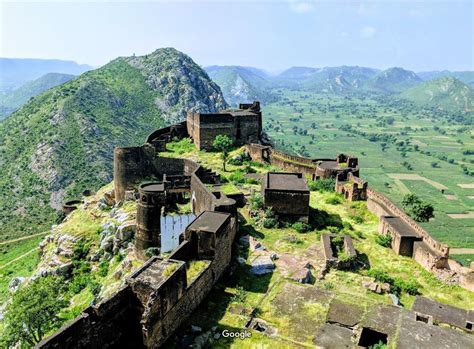 Pratapgarh Fort, Rajasthan, India. : r/castles