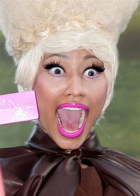 awkward-celebrities-12 | Celebrity gallery, Celebrities, Nicki minaj