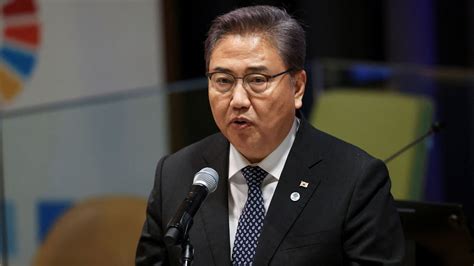 South Korea to hold talks with Japan, China over resumption of ...