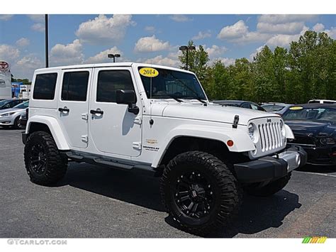 White Jeep Wrangler Unlimited Sahara - Photos All Recommendation