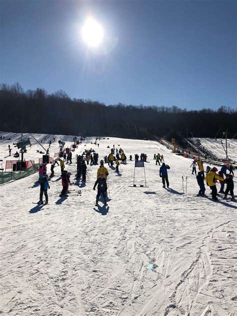 First-Time Skiing at the Shawnee Mountain Ski Area - Weekend Jaunts