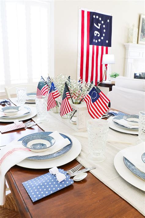 Easy Patriotic Decor Ideas Using Red, White and Blue Decorations