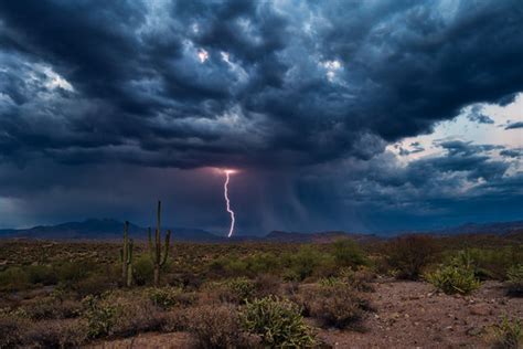 Desert Storm Lightning Images – Browse 6,469 Stock Photos, Vectors, and ...