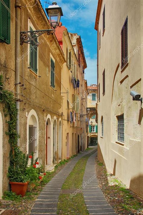 Alghero old town, Sardinia, Italy — Stock Photo © karnizz #130476744