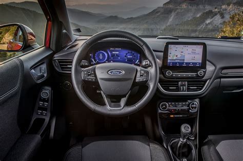 2020 Ford Puma 1.0 Ecoboost mHEV 125 Titanium review: price, specs and ...