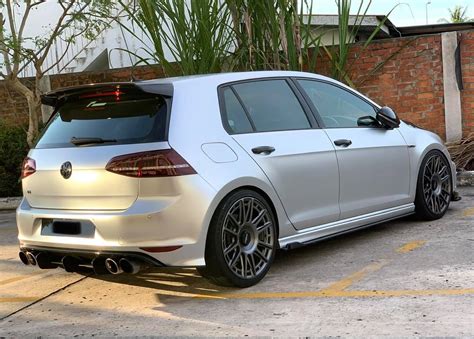 Volkswagen Golf R Mk7 Silver Rotiform OZR Wheel | Wheel Front