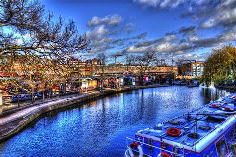 River At The Camden Town Photograph by Rony Ambrose Gobilee