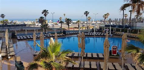 Dan Panorama Tel Aviv Pool: Pictures & Reviews - Tripadvisor