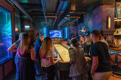 Shuffleboard, Bar, Brunch | Manchester | Electric Shuffle