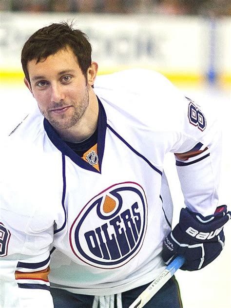 Sam Gagner, Edmonton Oilers | Oilers hockey, Edmonton oilers, Edmonton oilers hockey