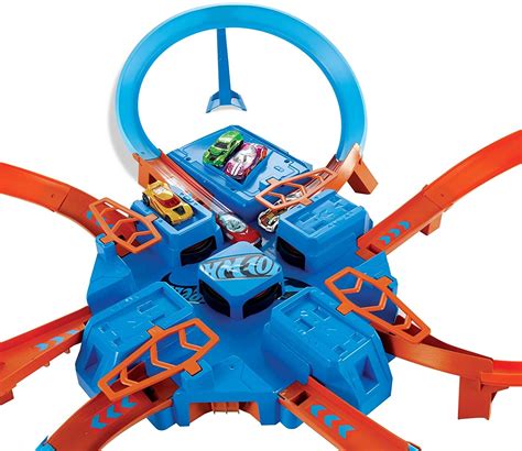 Hot Wheels Criss Cross Crash Playset with One Die-Cast Car DTN42 – Gift To Gadget