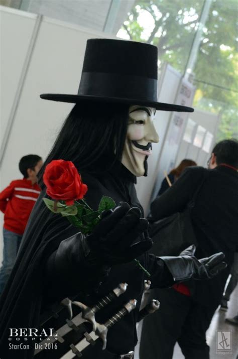 V for Vendetta - Cosplay - by Beralismo | V for vendetta, Vendetta, V ...