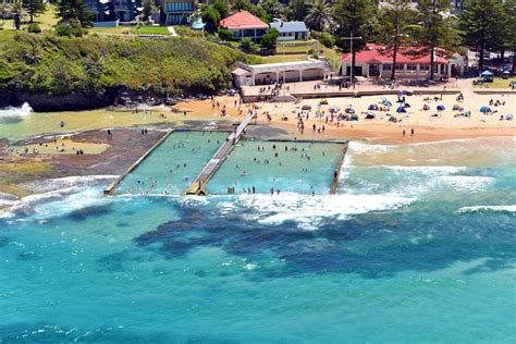 Austinmer Beach Pool - Chilby Photography