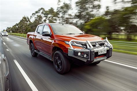 2023 Mitsubishi Triton GSR review