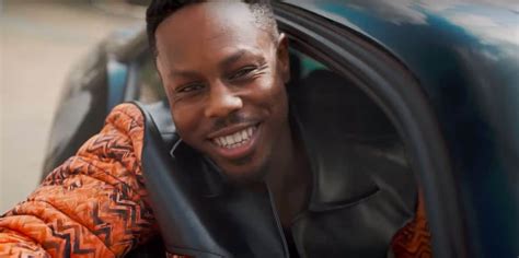 LadiPoe heads to the street of Lagos for "Jaiye" music video - The NATIVE