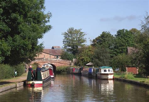 Shropshire Union Canal at Market... © Roger D Kidd cc-by-sa/2.0 :: Geograph Britain and Ireland