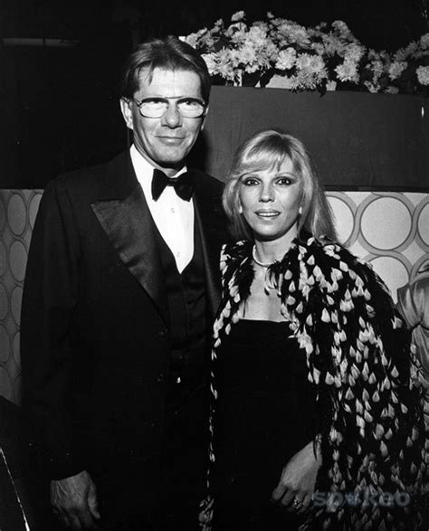 Nancy Sinatra Hugh Lambert | CELEBRITY PHOTOS | Pinterest