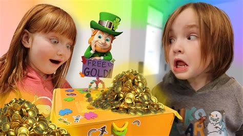 A for Adley LEPRECHAUN TRAP!! St Patrick's Day family craft diy with Gold Slime & Rainbow Slide ...