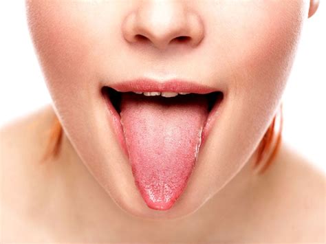 What is Glossitis? Types, Causes, and Symptoms