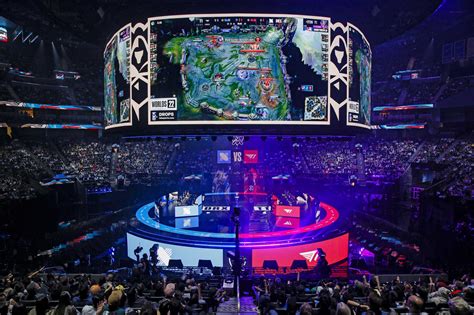 Lightning, fire and lasers: League of Legends championship brings massive, international crowd ...