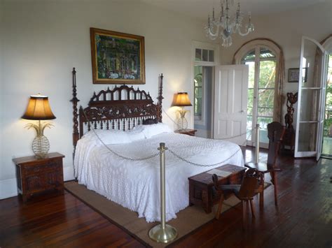 The Hemingways' bedroom in Key West, Florida. | West home, Key west ...