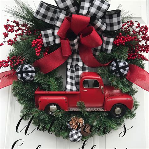 RED TRUCK WREATH ~ FarmHouse Wreath ~ RedTruck Door Decor ~ FarmHouse ...