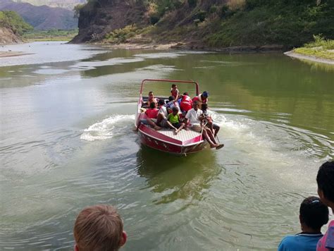 Fiji Holiday Deals » Sigatoka River Safari, Jet Boat Ride & Village Visit