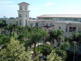 Chapman University School of Law - Wikipedia