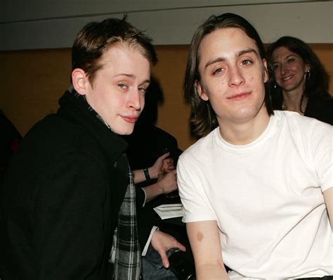 Kieran Culkin Didn't Realize 'Home Alone' Starred His Brother Macaulay ...