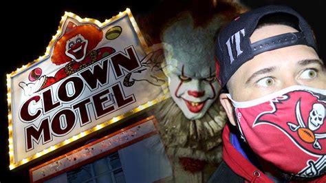 (GHOST CLOWNS) Haunted Clown Motel Is Scary AF | OmarGoshTV - YouTube