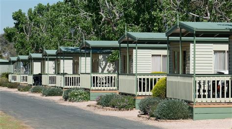 Berri Riverside Holiday Park, DELUXE CABIN - Berri, Accommodation...