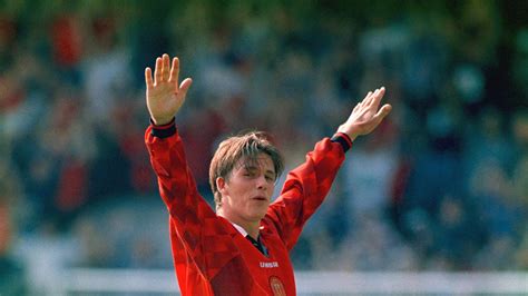 Remembering that David Beckham wonder goal 20 years on... | Football News | Sky Sports