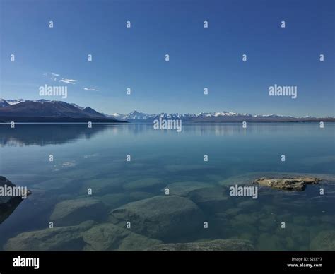 Lake Pukaki and Aoraki (Mount Cook), New Zealand Stock Photo - Alamy