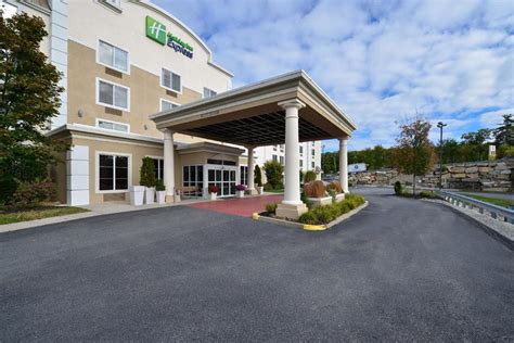 Holiday Inn Express Boston/Milford Hotel in Milford (MA) - See 2023 Prices