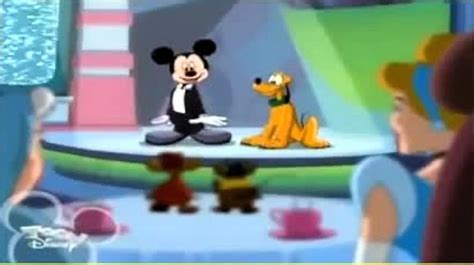 Pluto vs. Figaro (2003)