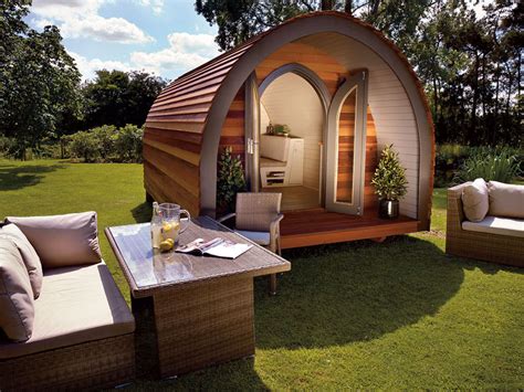 6 Garden Bedroom Pods Way Cooler Than Your Home | Inspiralist