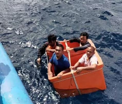 BREAKING: Four Men Are Rescued After Being Lost At Sea For Several Days ...