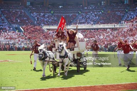 230 Oklahoma Sooner Schooner Stock Photos, High-Res Pictures, and ...