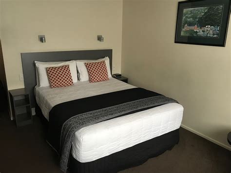 WEST PLAZA HOTEL - Reviews & Price Comparison (Wellington) - Tripadvisor