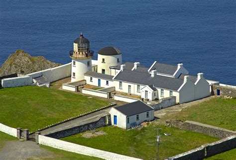 Clare Island Light Lighthouse in Westport, Clare Island, County Mayo, Ireland - lighthouse ...