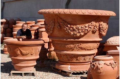 Oversized - Tuscan Imports | Terra cotta pots garden, Large terracotta pots, Terracotta pots
