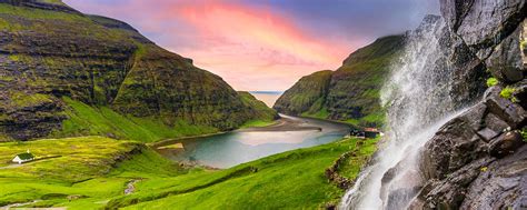 Hiking on Streymoy Island - Faroe Islands