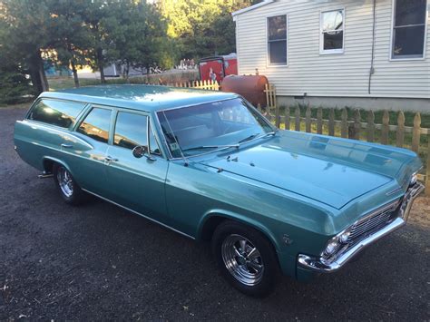 5 Footer: 1965 Chevrolet Biscayne Wagon - DailyTurismo