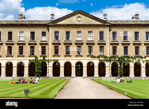 Magdalen college, Oxford university, England Stock Photo - Alamy