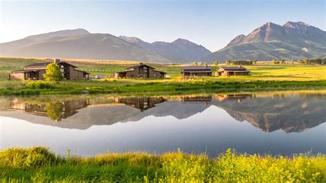 Sage Lodge near Yellowstone's North Entrance