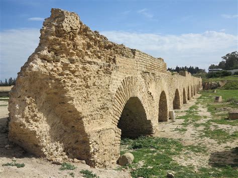 Roman Aqueduct in Carthage | Roman aqueduct, Carthage, Ancient carthage