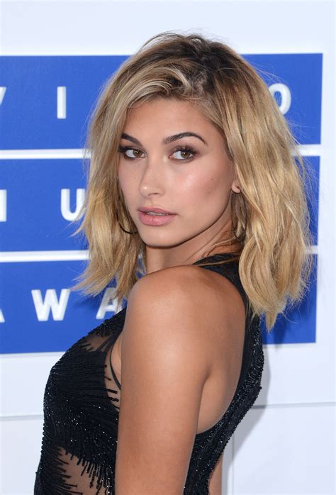 Hailey Baldwin Just Dyed Her Hair The Prettiest Rose Gold Color | SELF