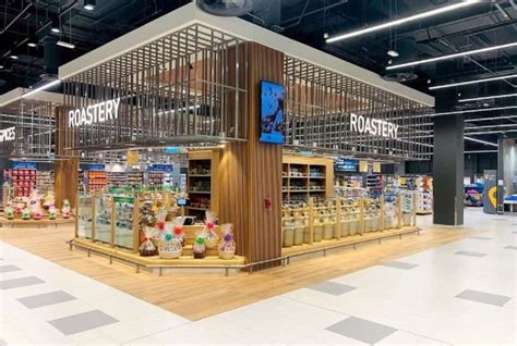 Lulu opens massive hypermarket in Dubai Mall - Arabian Business: Latest News on the Middle East ...