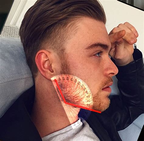 Jawline Angles on Twitter: ".@tom_harlock a perfect 130 degree angle https://t.co/9XGcXQQZNc"