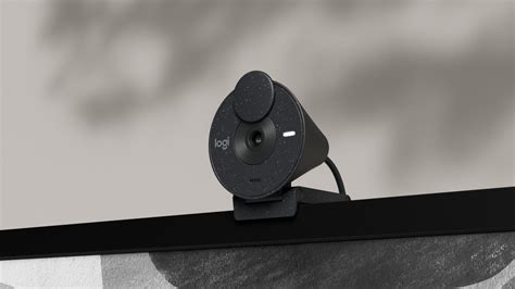 Logitech's latest webcam delivers 1080p HD and auto light correction on ...